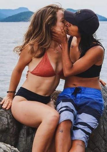 Lesbians In Bikinis Making Out